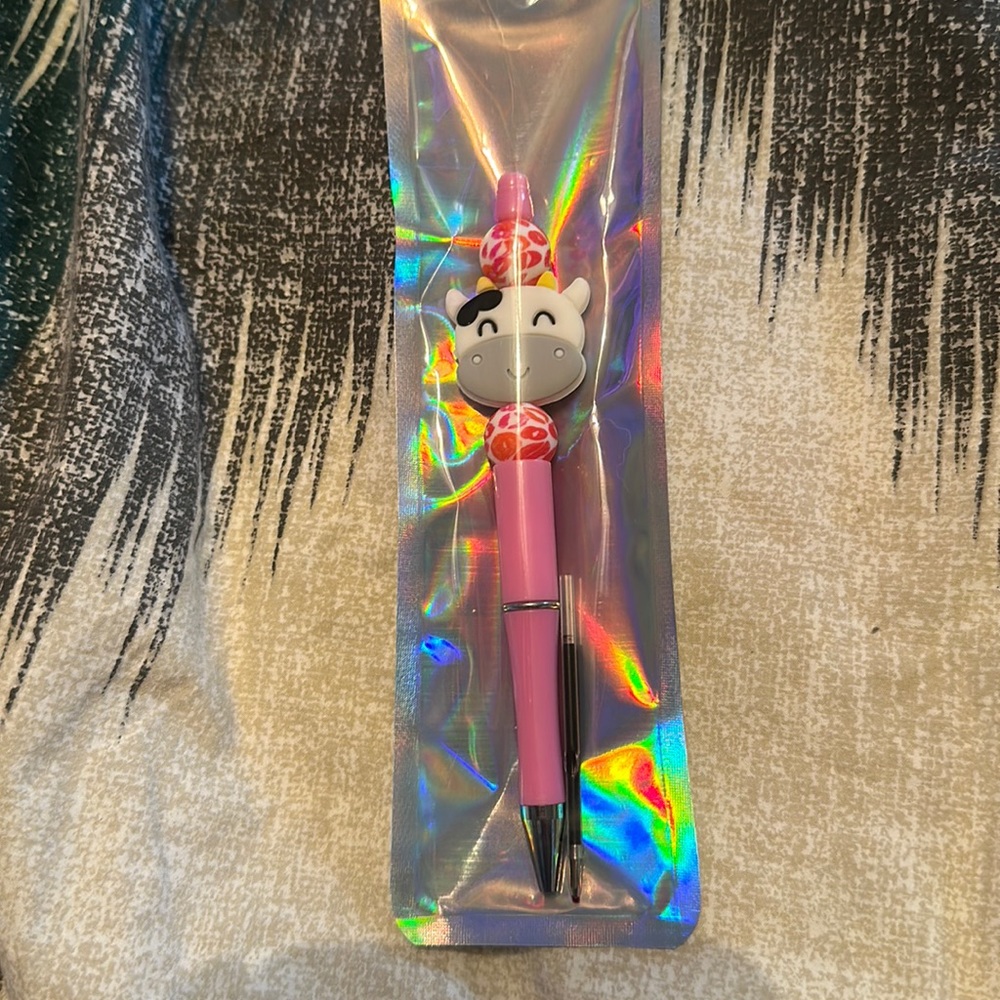 Pink Cow Beaded Pen